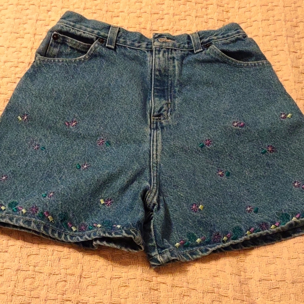 Girls Santa Fe embroidered denim shorts, size 16